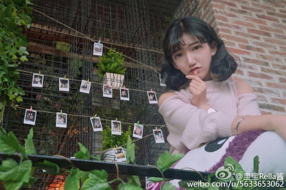 艺考生现场内衣照片_女艺考生体检现场照片