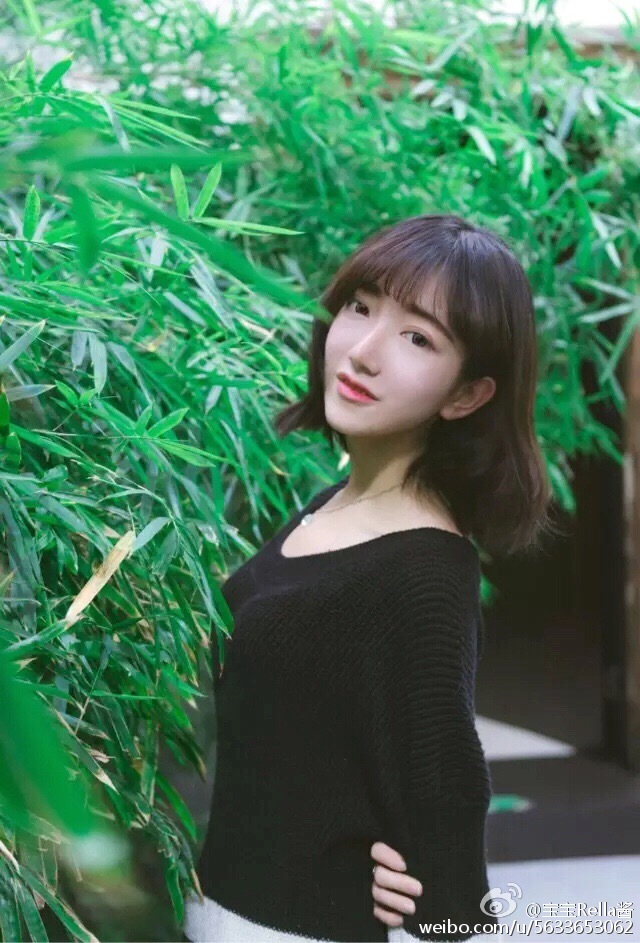 艺考生现场内衣照片_女艺考生体检现场照片