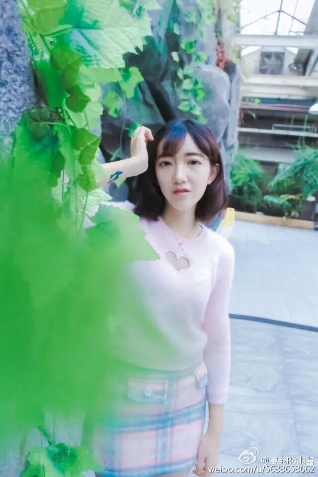 艺考生现场内衣照片_女艺考生体检现场照片