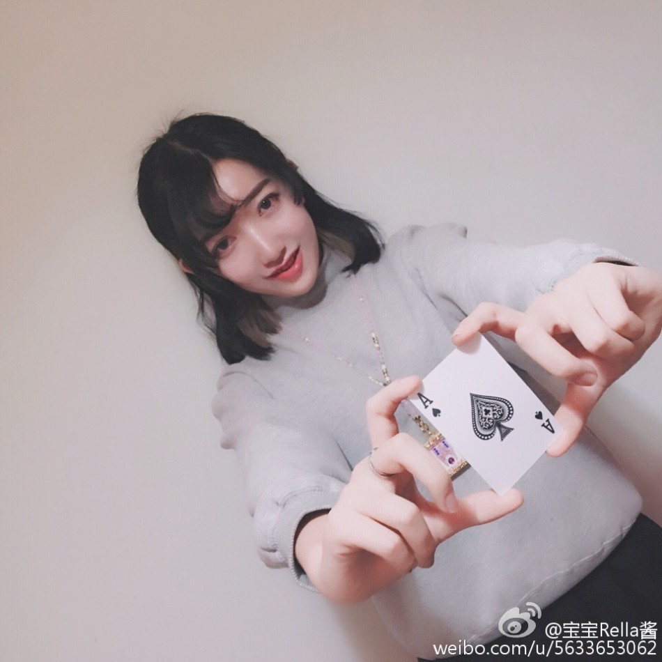 艺考生现场内衣照片_女艺考生体检现场照片