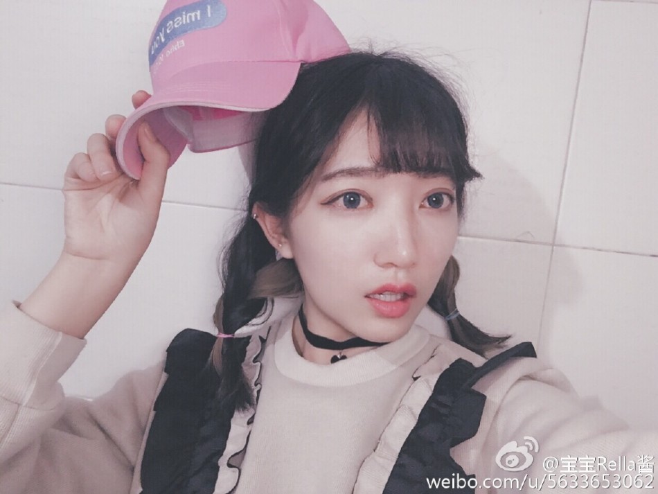 艺考生现场内衣照片_女艺考生体检现场照片