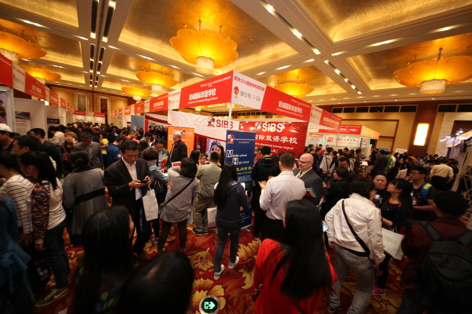 曼联下赛季球衣-爱游戏APP(中国)官方网站下载_AIYOUXI体育