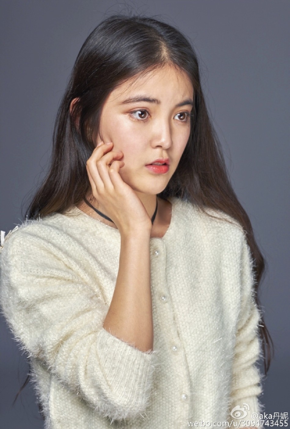 组图:上戏女神清新唯美写真 迷人黑长直透星范