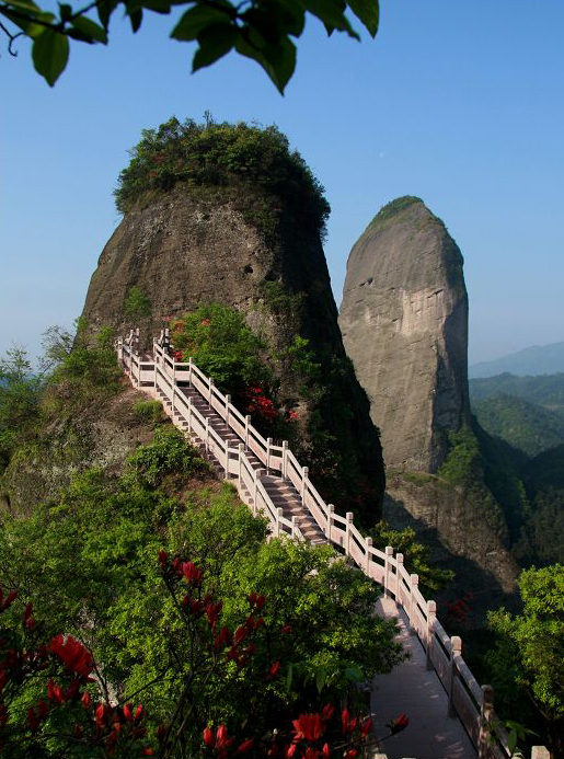 崀山村人口_崀山风景名胜区(2)
