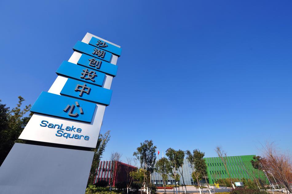新加坡园区经济总量_新加坡经济图片