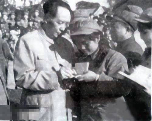 援朝期间老照片 中国的空军 志愿军<em>女兵 战俘</em> -