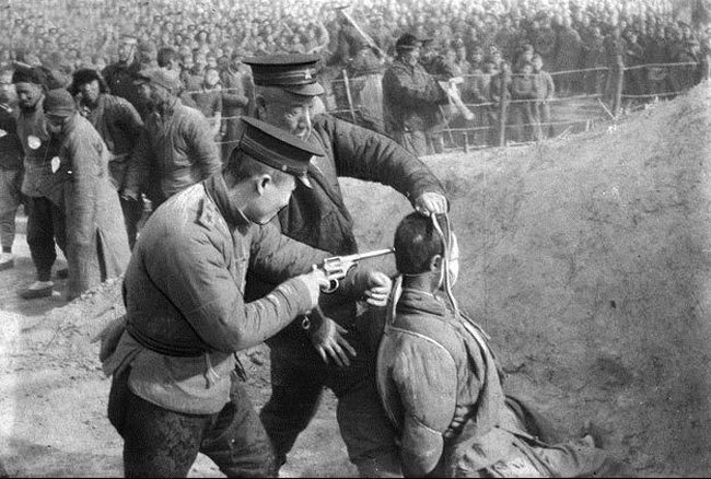 旧中国的执行死刑照片:杀头 枪决 示众