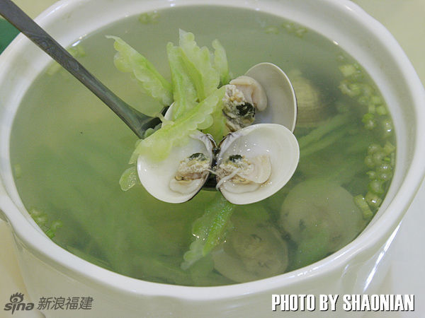 厦门阿华海鲜大排档_思帕索商城海鲜大排档_青岛海鲜大排档一条街