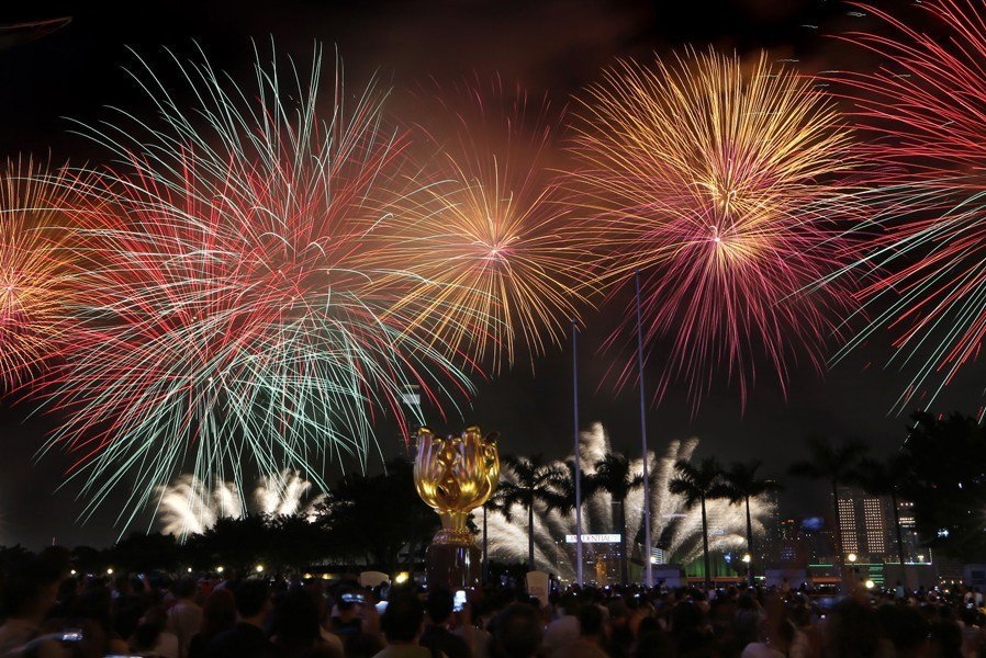 烟花庆祝香港回归15周年 - 新闻中心 - 佛山信息