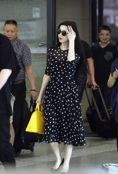 求适合商场播放的流行歌曲,另外求早上开业播