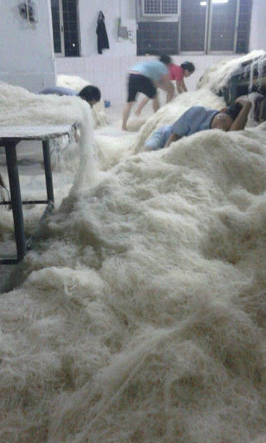 恶臭8人口_脚底板发白恶臭照片(3)