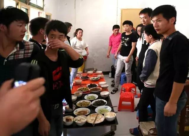 电脑上wap网:小伙被传销组织色诱洗脑_新浪图片