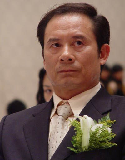 高力董事长_高力汽配城门头照(3)