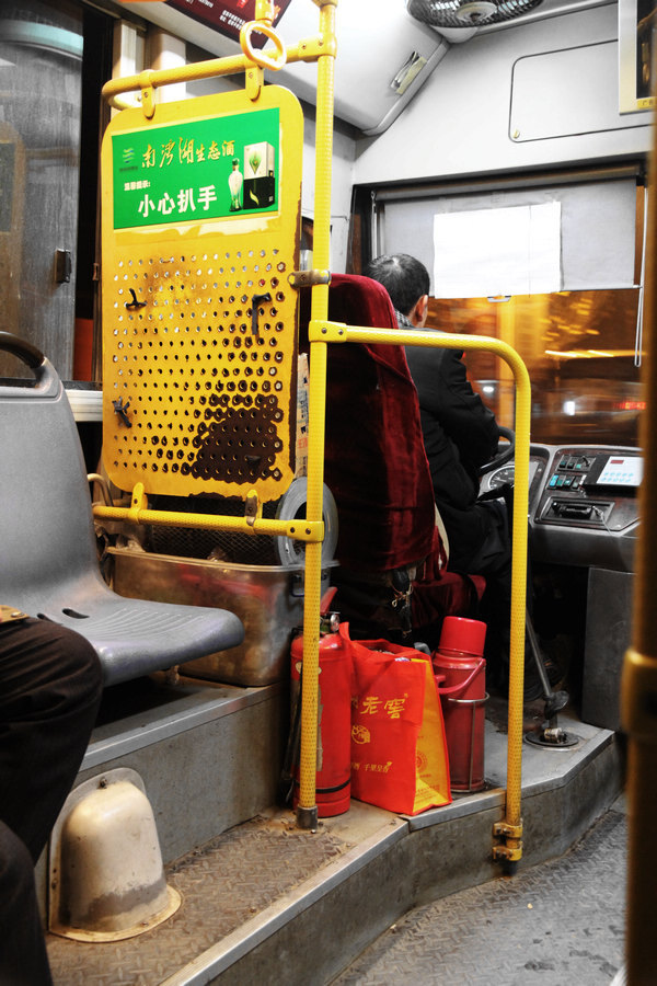 新交规 灭火器_新交规要配灭火器吗_莆田交警