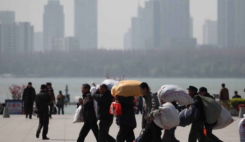 人口的流动_我国人口的流动图(3)
