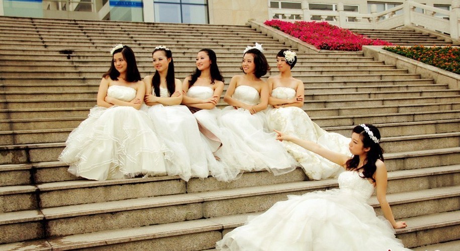 毕业婚纱_大学婚纱毕业照靓丽(2)