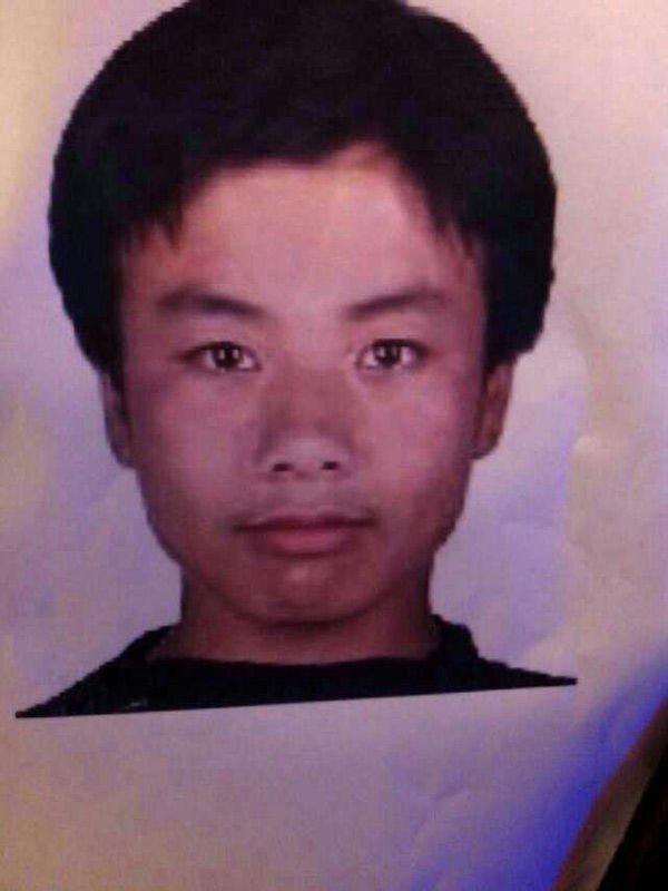 红河县有多少人口_红河县洛恩乡街道图片(3)