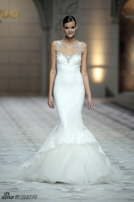 西班牙婚纱品牌_西班牙婚纱品牌Pronovias Brida2015 Glamour 系列