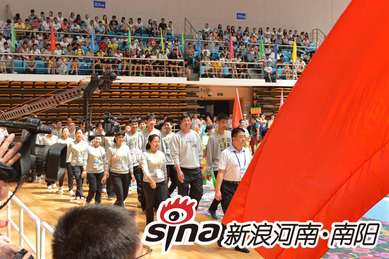 南阳民族人口_在阿富汗一个100多万人口的民族,他们自称是成吉思汗的子孙