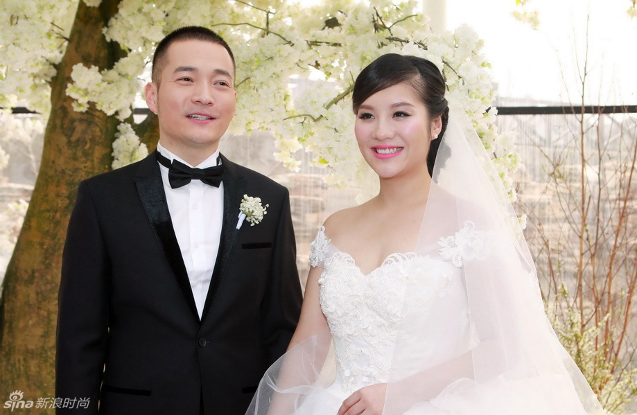 喻恩泰婚纱_喻恩泰吕秀才