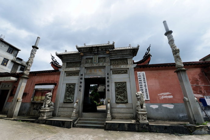 全世界客家人人口_世界客家播迁路活动具茨山轩辕庙采圣土(3)