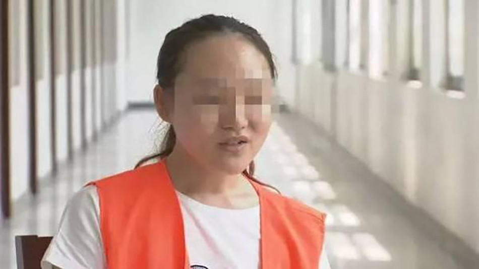 卖身老总_美女卖身