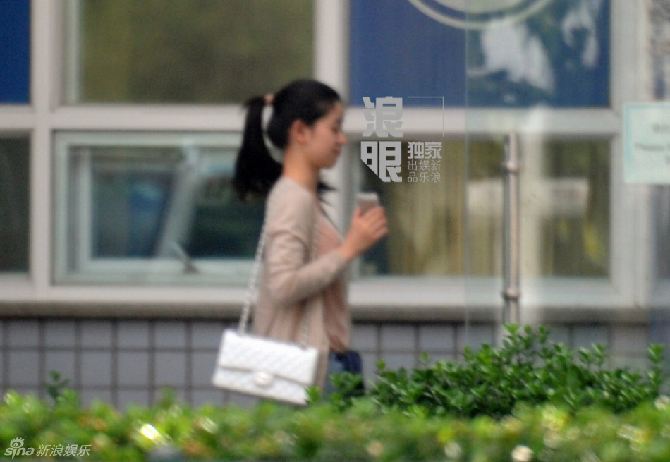 老总妹妹_鸿星尔克老总图片(3)