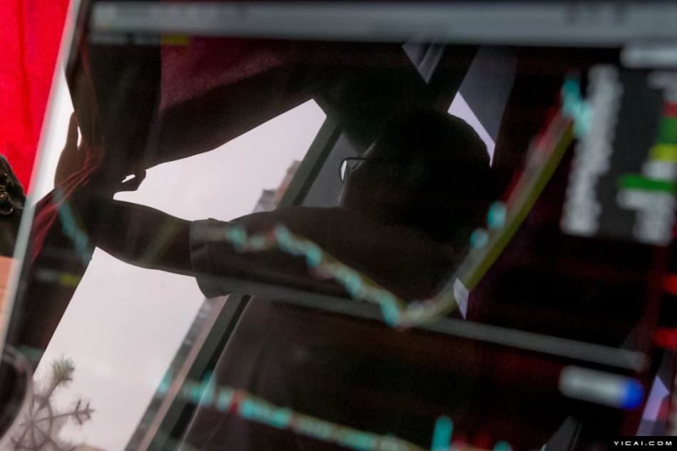 一个股票账号,能不能在2台电脑上登入呢?-两台