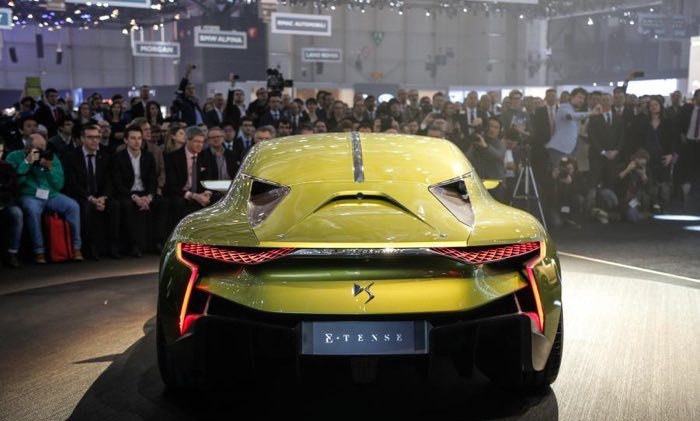 跑车都用什么玻璃 29099_5542117_156111.jpg