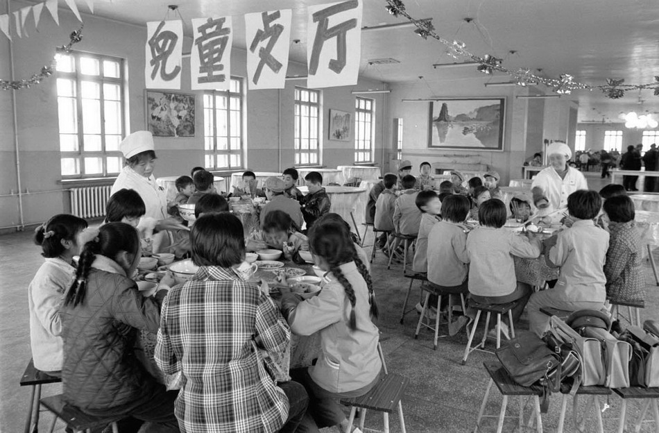 人口多底子薄_中国人口多 底子薄 发展不平衡,依然是一个发展中国家