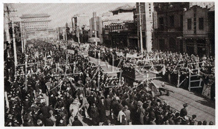 解放前夕国统区北平饿死人口_1956年解放北平的功臣