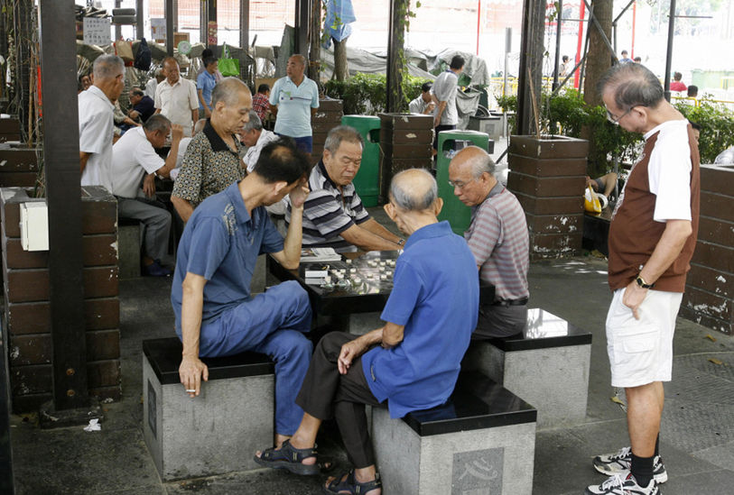现在世界总人口是多少_21.中国人口世界第一 现在还是第一人口大国,大约现在(2)