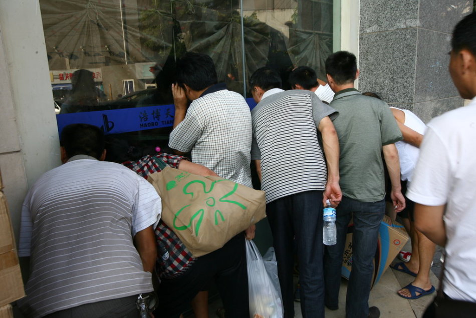 江北区2011年总人口_农民工讨薪艰辛路(2)