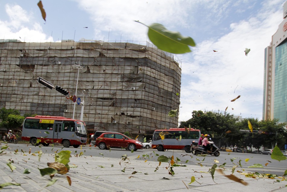 台湾刮台风吗,如果刮,那台湾人怎么活呢,具体点