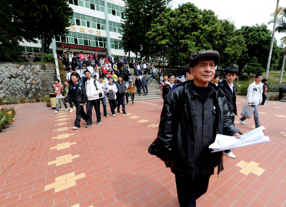 福建老年人口_福建人口密度图