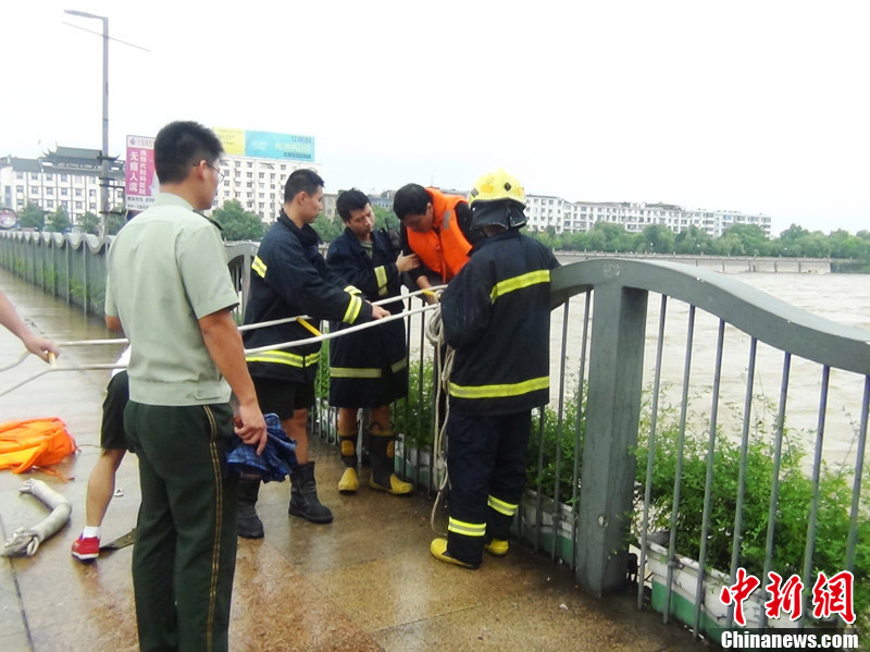 江西省上饶市人口_江西各市人眼中的江西地图,看到第一个就笑哭(2)