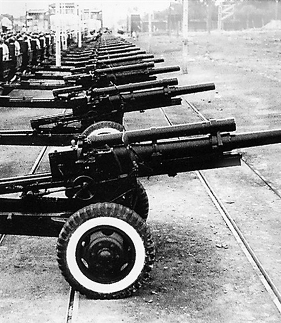 礼炮是怎么鸣放的 2841_294215_430831.jpg