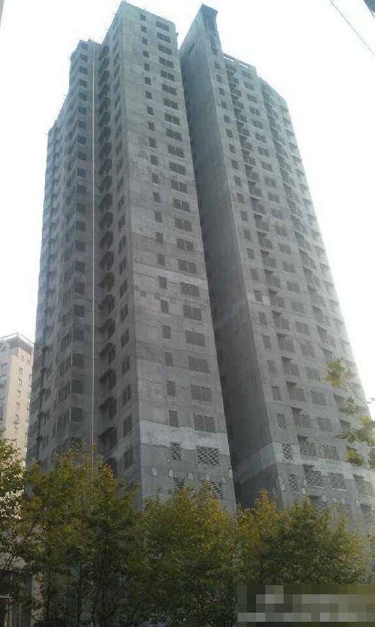 2010年11月15日,上海市静安区胶州路728弄1号的28层教师公寓大楼起火.