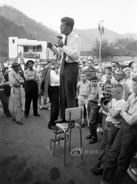 1960年美国经济_...自1960年以来的所有衰退之前,收益率曲线出现倒挂.-美国经济正...