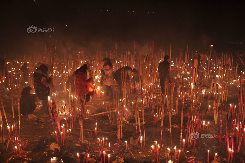 三十日的月亮 2841_353799_631354.jpg