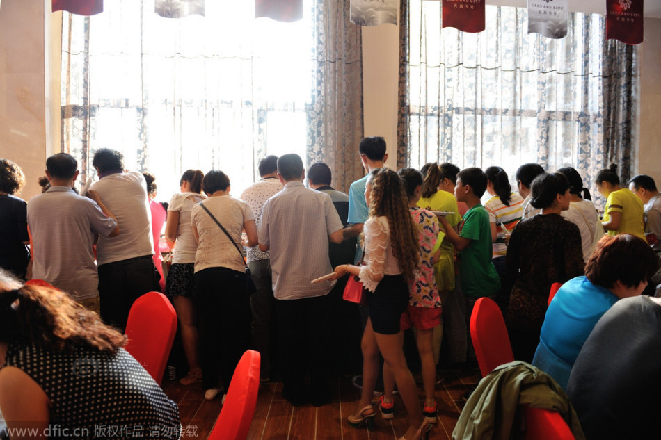 兰州海鲜自助餐_海鲜自助餐_自助餐餐牌(3)