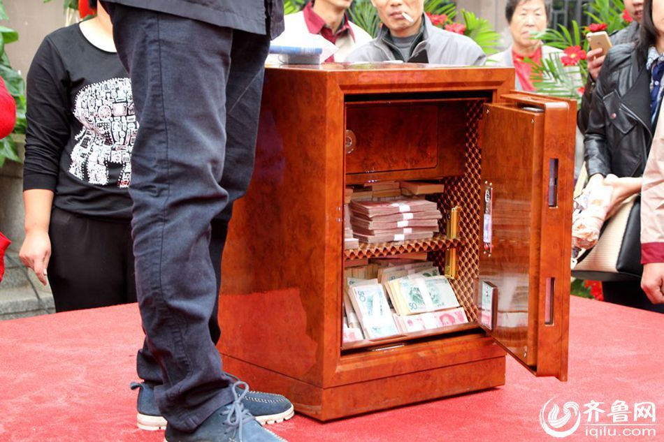 白鹿巷球场-乐鱼app(leyu)官方网站-乐鱼官网