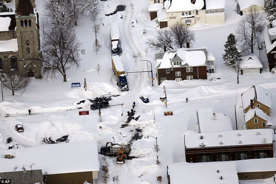 美国特大暴风雪致至少8人死亡