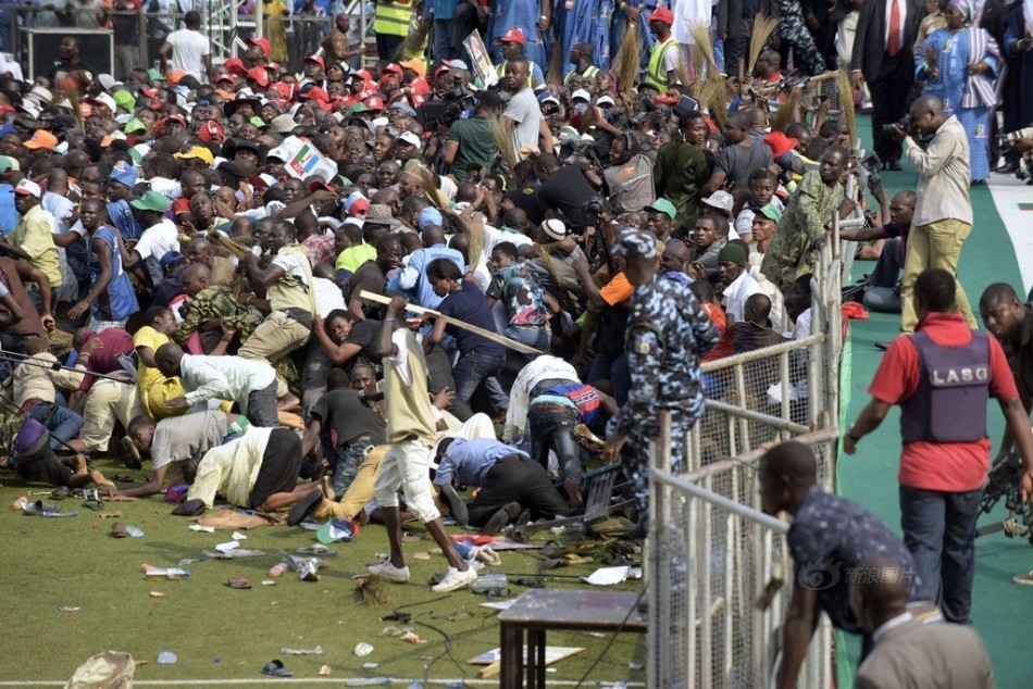 五人制足球赛场地-爱游戏APP（中国）官方网站下载_AIYOUXI体育