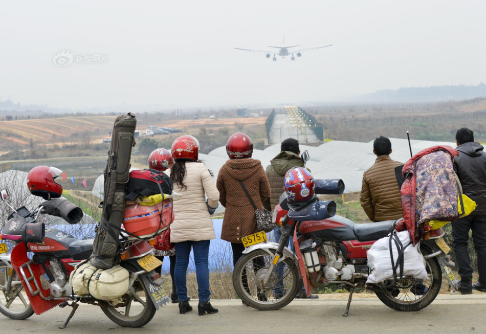 拜仁创纪录夺冠-爱游戏(ayx)官网网站_ayx.com