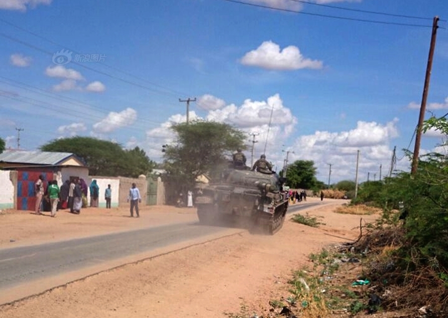 肯尼亚加里萨大学学院(Garissa University College)遭袭至少147人死图片