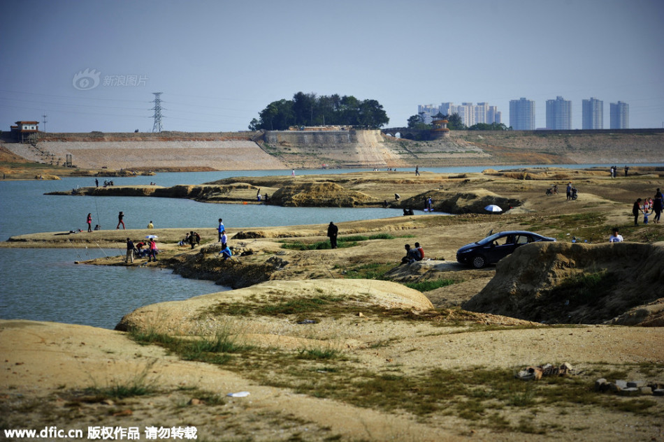 略伦特-乐鱼app(leyu)官方网站-乐鱼官网