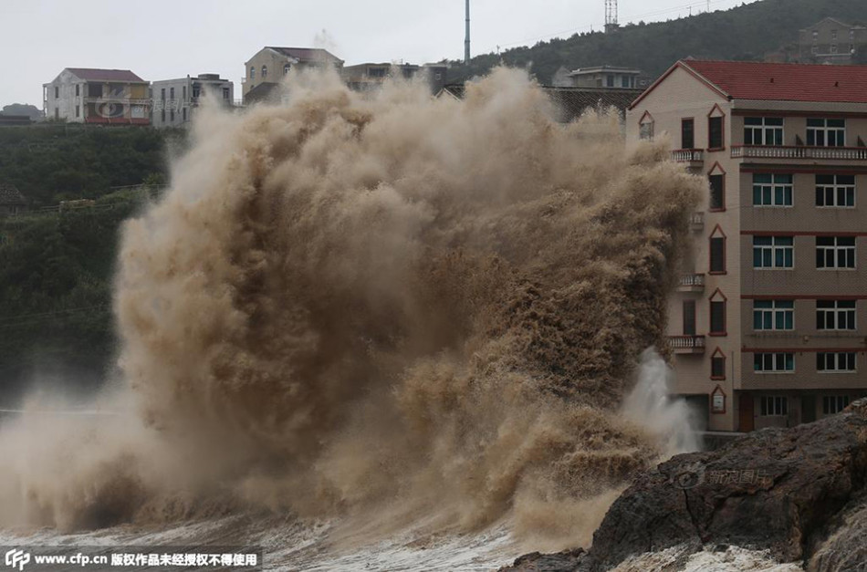 阿迪达斯清风系列