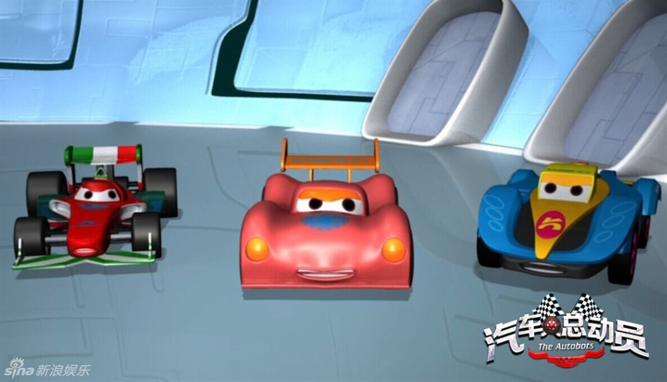 《汽车总动员》,其海报上用一个道具将标题的"人"字遮挡.高清图片