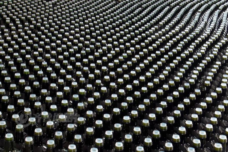 埃托奥近况-爱游戏app（中国）官方网站下载_ayx体育app下载